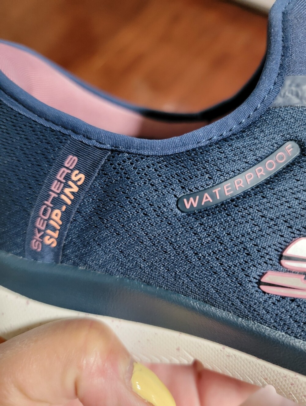 Skechers Hands Free Slip Ins Navy Blue & Pink Sneakers Tennis Shoes Womens 8.5 - Picture 10 of 12